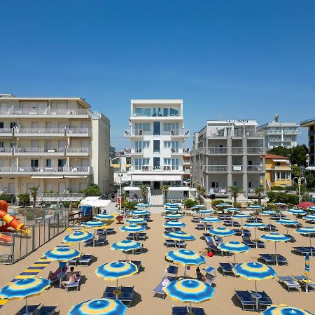 Hotel Boston 3 Stelle Superior Frontemare Lido di Jesolo Esterno foto