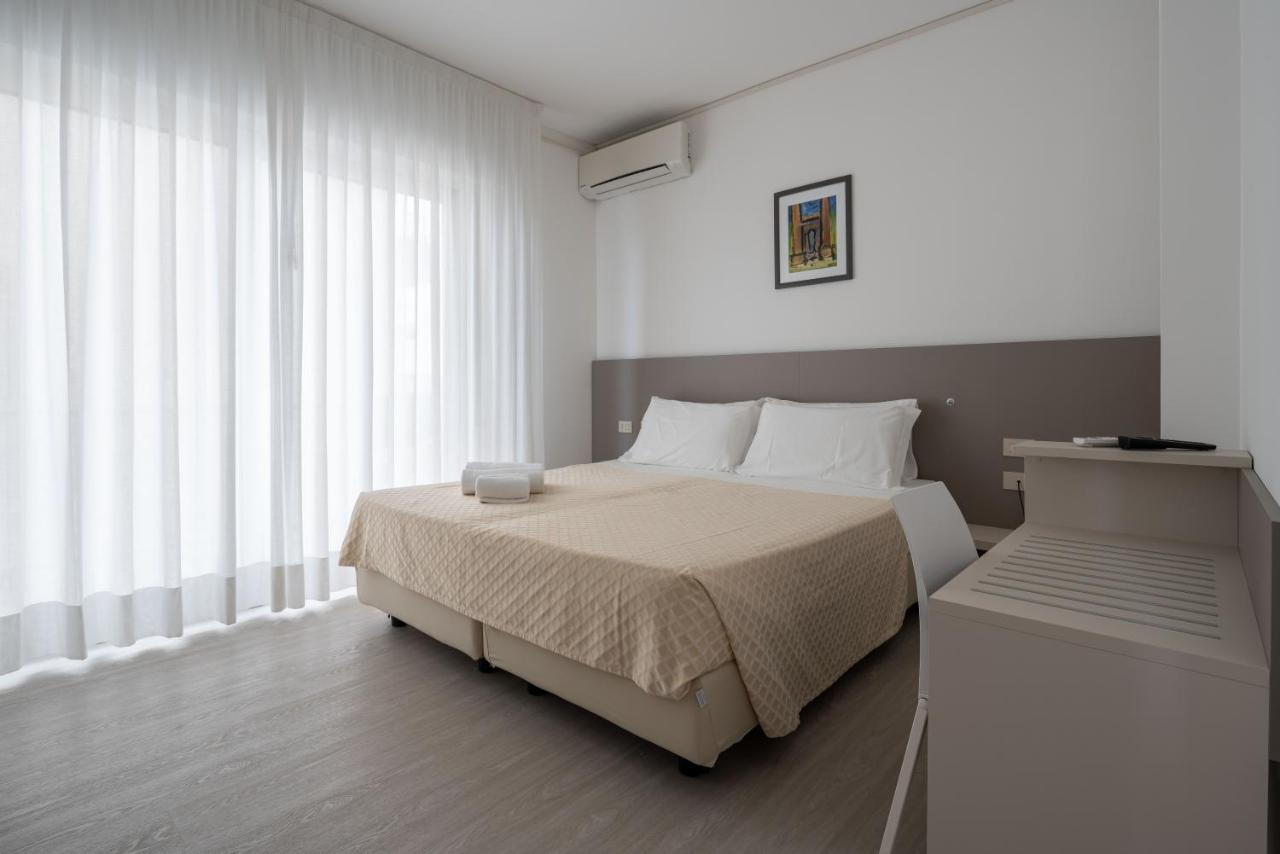 Hotel Boston 3 Stelle Superior Frontemare Lido di Jesolo Esterno foto