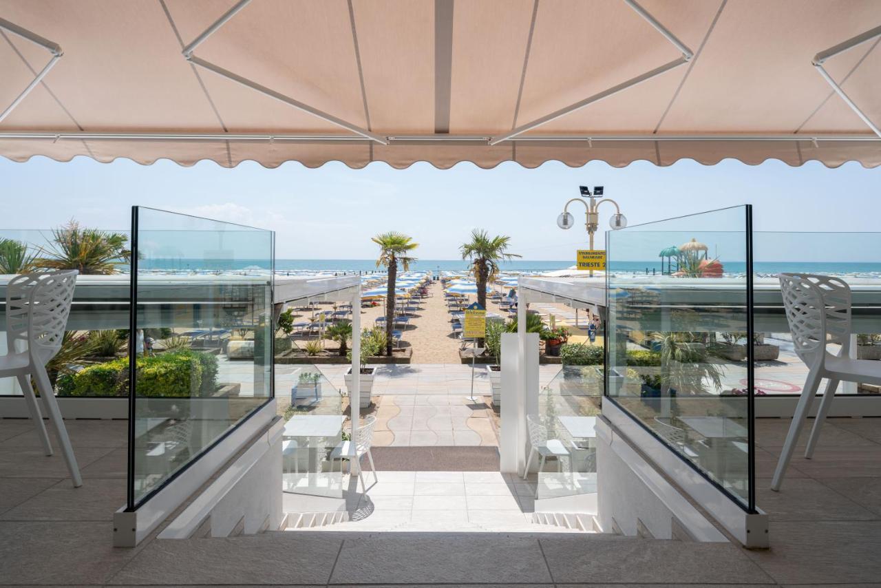 Hotel Boston 3 Stelle Superior Frontemare Lido di Jesolo Esterno foto